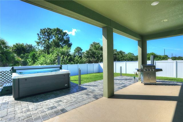 508 Ganley Street SW, Palm Bay, FL 32908