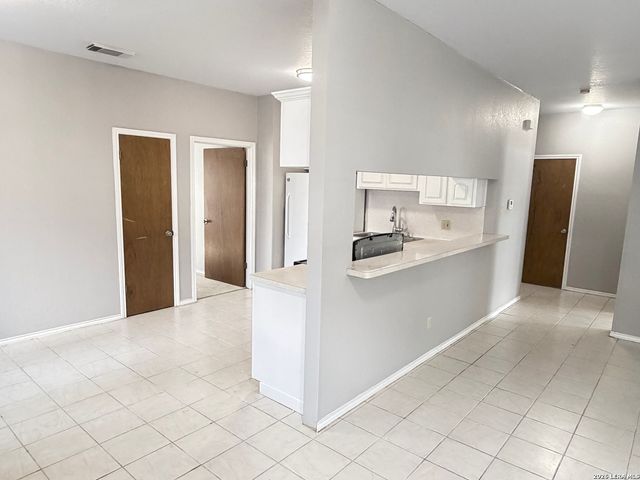 260 Ray Ave, San Antonio, TX 78204