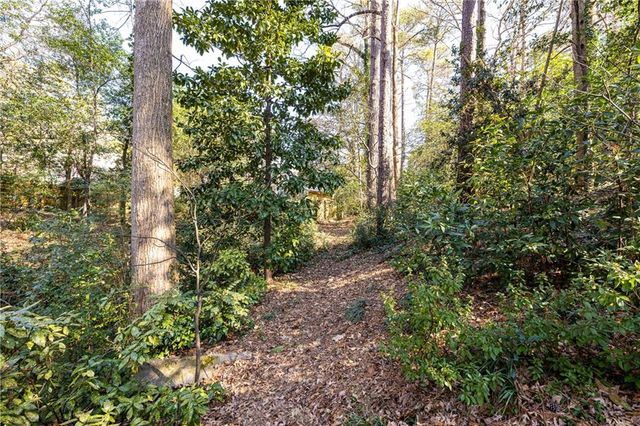 2653 Sharondale NE Circle, Atlanta, GA 30305