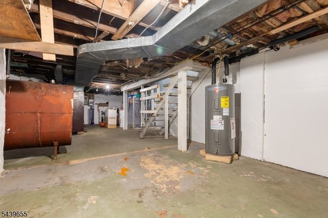 110 Berry St, Dover Town, NJ 07801