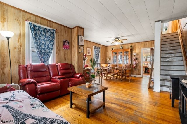 110 Berry St, Dover Town, NJ 07801