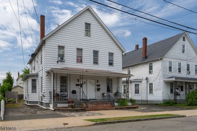 110 Berry St, Dover Town, NJ 07801