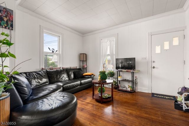 110 Berry St, Dover Town, NJ 07801