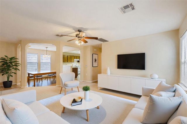 12532 La Paz LN, Del Valle, TX 78617