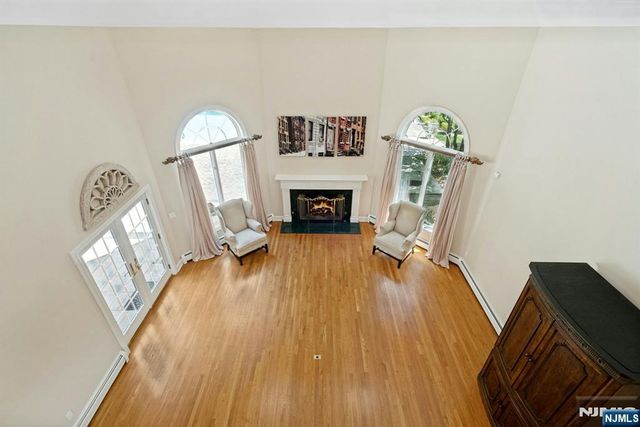 309 Skyridge Road, Franklin Lakes, NJ 07417