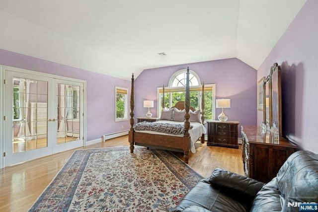 309 Skyridge Road, Franklin Lakes, NJ 07417