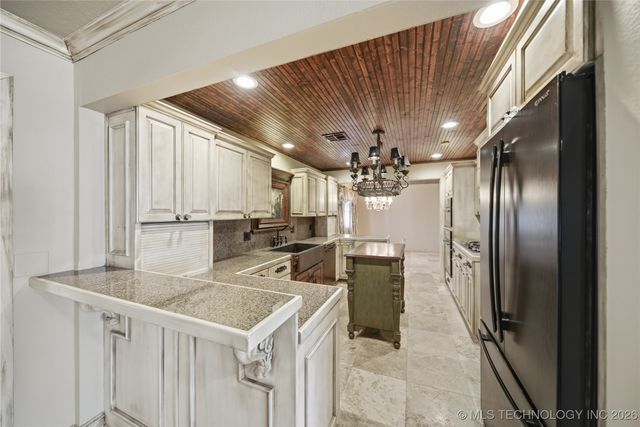 7675 S 260th East Avenue, Broken Arrow, OK 74014