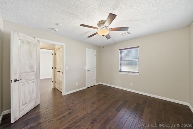 7675 S 260th East Avenue, Broken Arrow, OK 74014