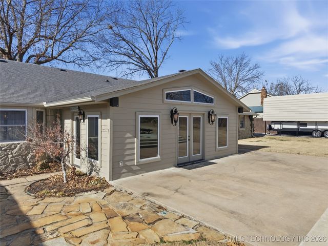 7675 S 260th East Avenue, Broken Arrow, OK 74014