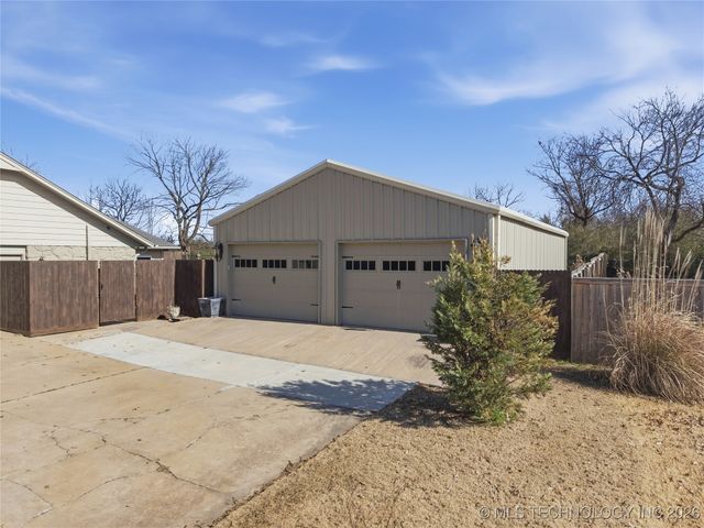 7675 S 260th East Avenue, Broken Arrow, OK 74014