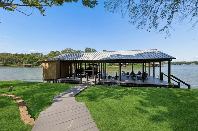 275 S Park Road, Scroggins, TX 75480