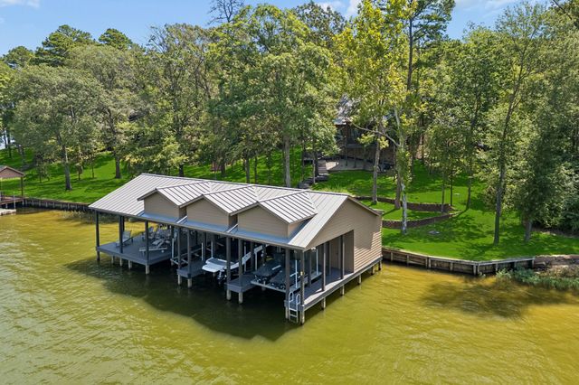275 S Park Road, Scroggins, TX 75480
