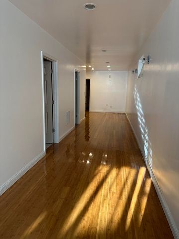3818 S Paulina Street, Chicago, IL 60609
