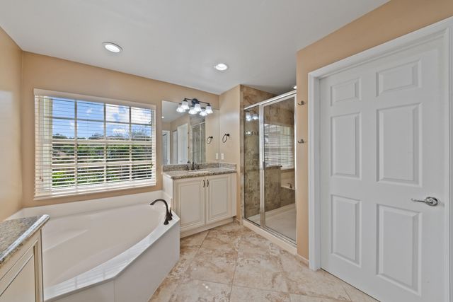 7865 Jewelwood Drive, Boynton Beach, FL 33437