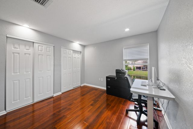 7865 Jewelwood Drive, Boynton Beach, FL 33437