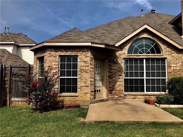 11712 Pheasant Creek Drive, Fort Worth, TX 76244