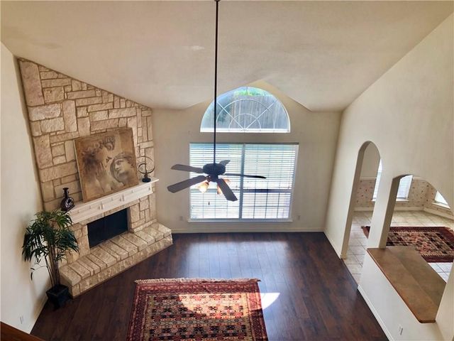 11712 Pheasant Creek Drive, Fort Worth, TX 76244