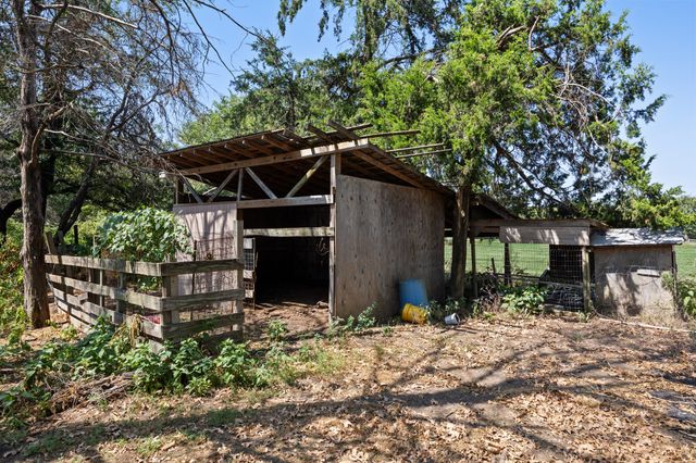 13905 Debbie Lane, Quinlan, TX 75474