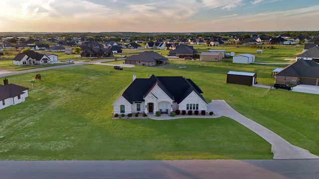3076 Infinity Drive, Weatherford, TX 76087