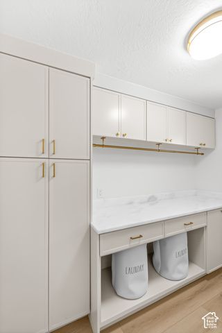 2096 E LINDEN CIR, Holladay, UT 84121