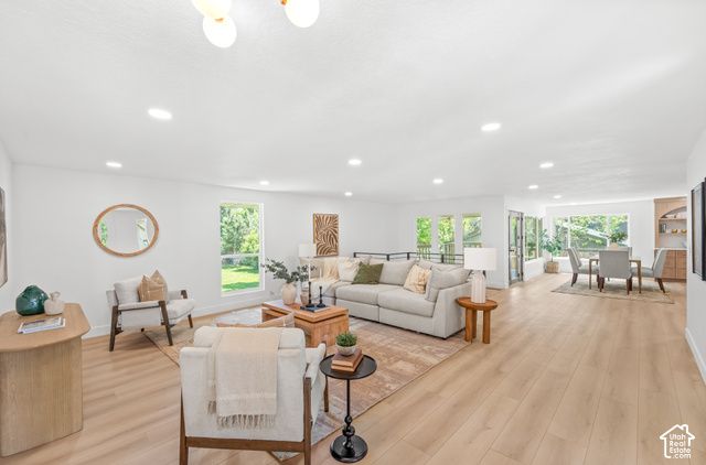2096 E LINDEN CIR, Holladay, UT 84121