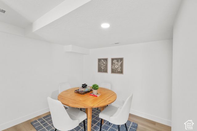 2096 E LINDEN CIR, Holladay, UT 84121