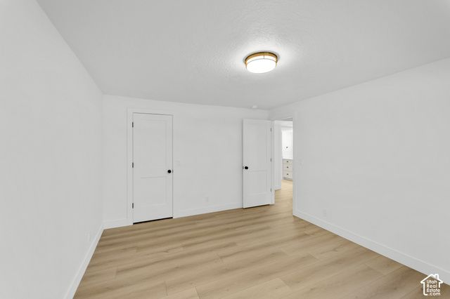 2096 E LINDEN CIR, Holladay, UT 84121