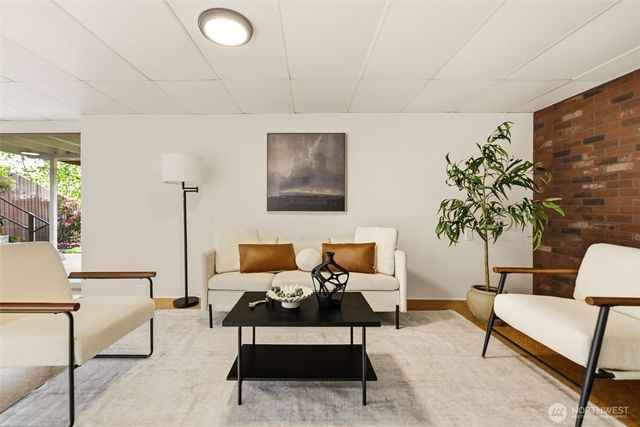 622 SW Othello Street, Seattle, WA 98106