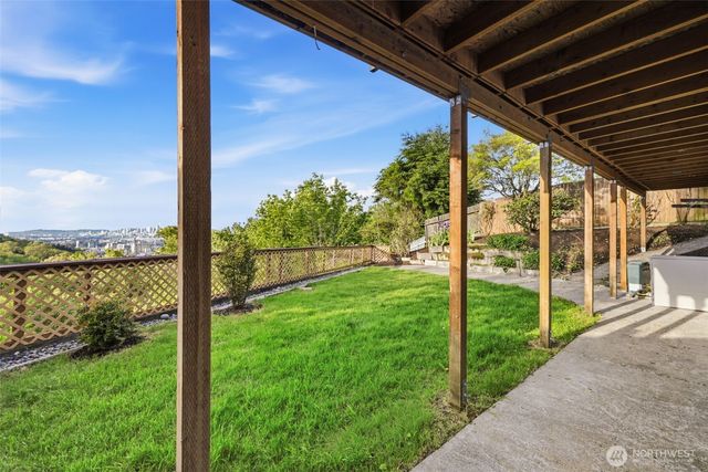 622 SW Othello Street, Seattle, WA 98106