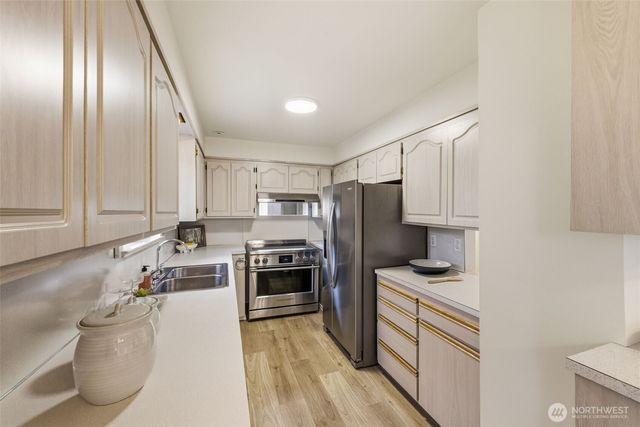 622 SW Othello Street, Seattle, WA 98106