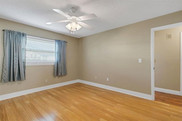 1601 W DORCHESTER DRIVE, Palm Harbor, FL 34684