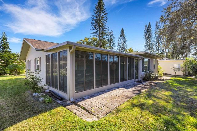 1601 W DORCHESTER DRIVE, Palm Harbor, FL 34684