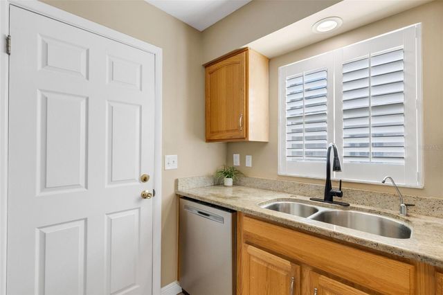 1601 W DORCHESTER DRIVE, Palm Harbor, FL 34684