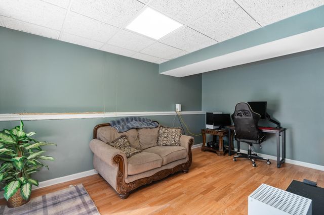 4092 Westover Drive, Crown Point, IN 46307