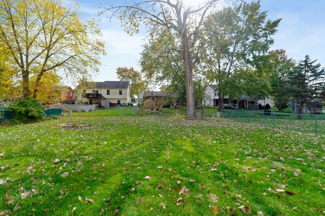 4092 Westover Drive, Crown Point, IN 46307