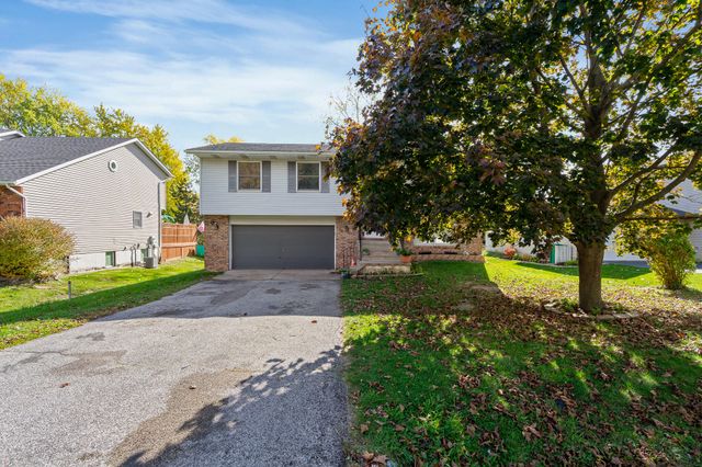4092 Westover Drive, Crown Point, IN 46307