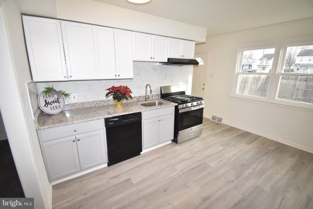 76 W 4TH ST, Burlington, NJ 08016