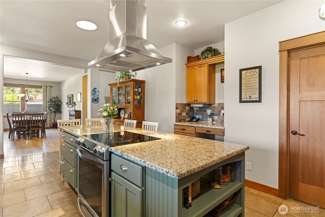 19 Cobb Court, Malaga, WA 98828