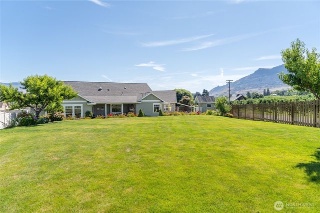 19 Cobb Court, Malaga, WA 98828