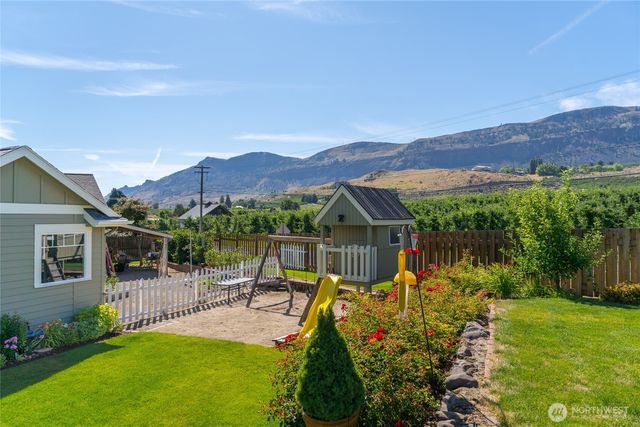 19 Cobb Court, Malaga, WA 98828