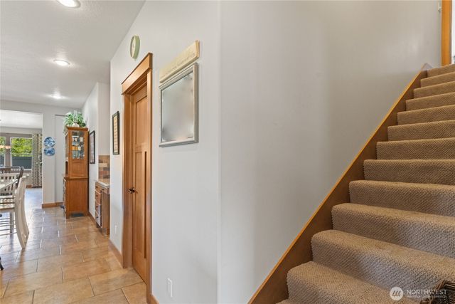 19 Cobb Court, Malaga, WA 98828