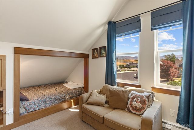 19 Cobb Court, Malaga, WA 98828