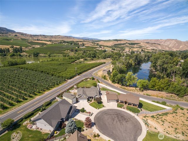 19 Cobb Court, Malaga, WA 98828