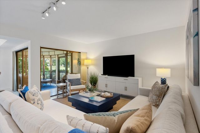 17166 Waterbend Drive 111, Jupiter, FL 33477