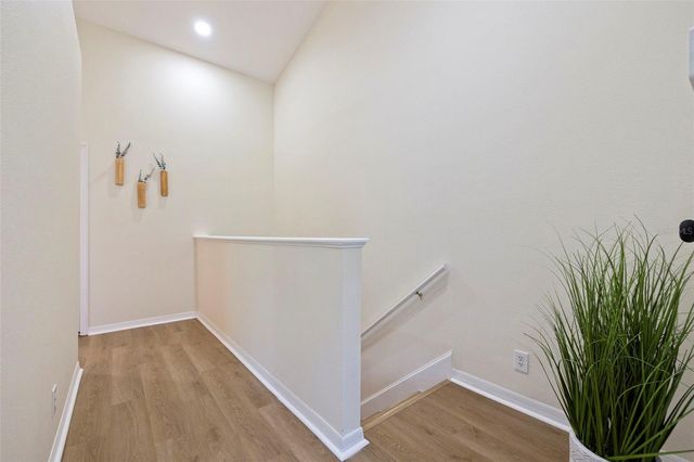 680 VALLANCE WAY NE, St Petersburg, FL 33716