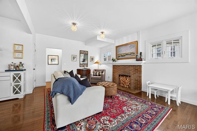 412 Greeley Avenue, Webster Groves, MO 63119