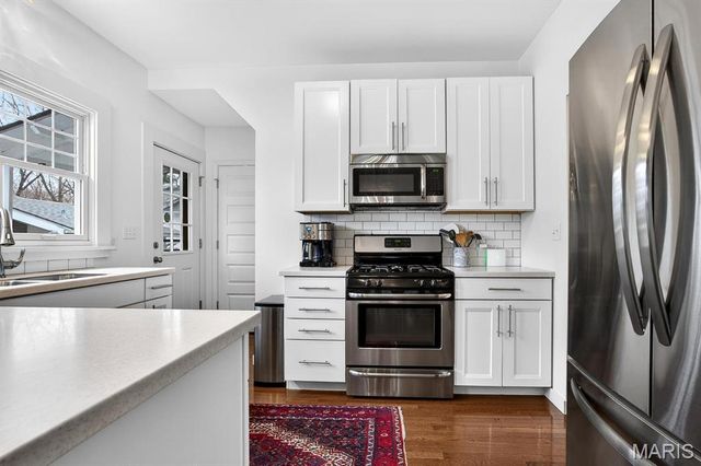 412 Greeley Avenue, Webster Groves, MO 63119