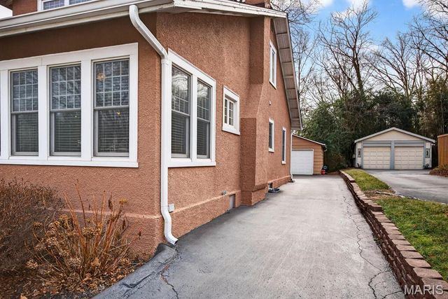 412 Greeley Avenue, Webster Groves, MO 63119