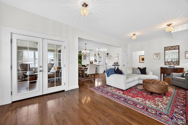 412 Greeley Avenue, Webster Groves, MO 63119