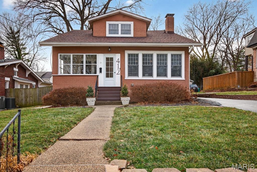 412 Greeley Avenue, Webster Groves, MO 63119